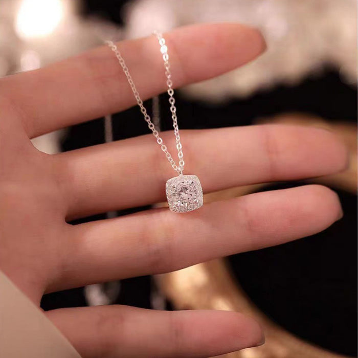 Wholesale Square zircon necklace, niche, light luxury, simple and versatile temperament, collarbone chain, short fashion collarbone chain