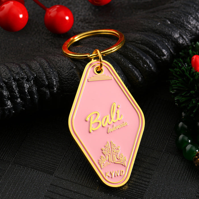 Wholesale Customized metal keychain, personalized and portable diamond shaped key pendant. Customized metal keychain