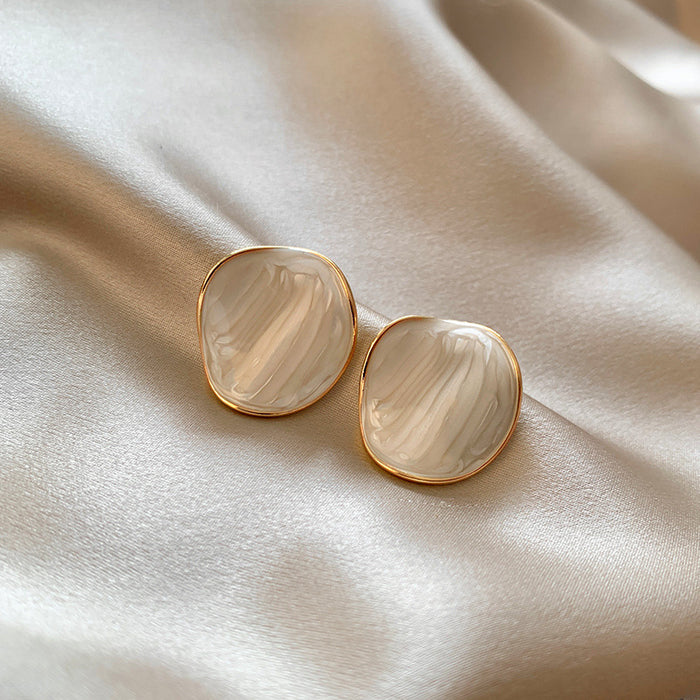 Wholesale Retro white oil dripping geometric earrings, fashionable and simple earrings, high-end and personalized versatile earrings