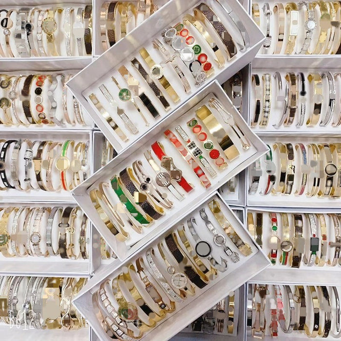 Wholesale Titanium steel tricolor bracelets with random styles shipped