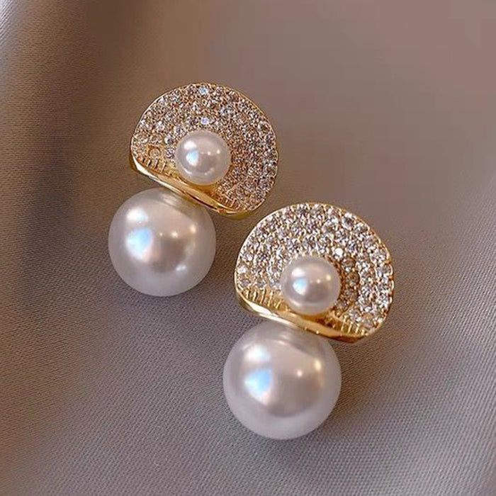 Wholesale socialite elegant golden pearl earrings earrings casual all-match earrings