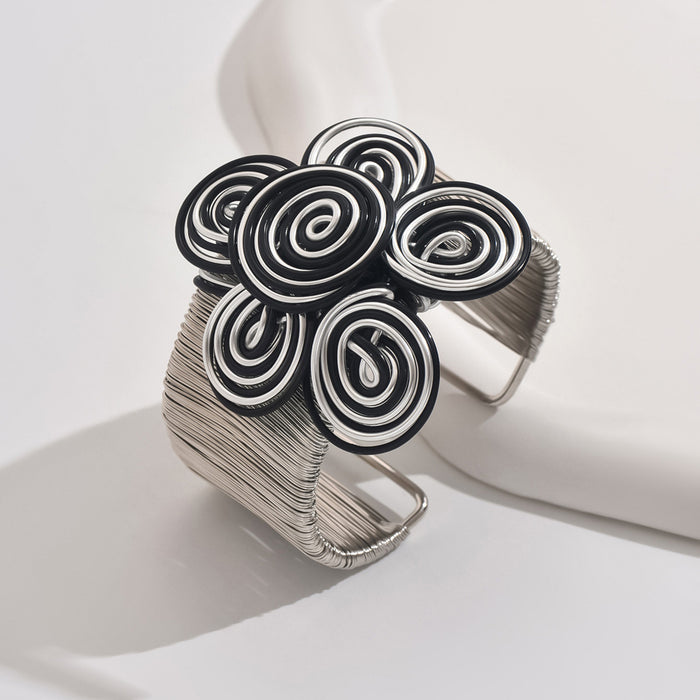 Wholesale Handmade geometric jewelry with flower bracelets