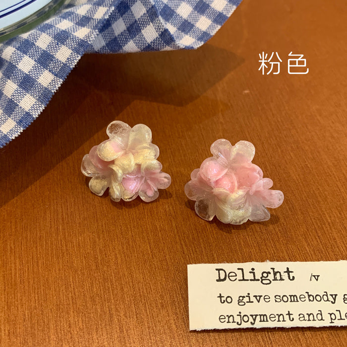 Wholesale Gradient colored resin three petal flower earrings with a sense of design, niche silver needle earrings