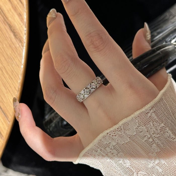 Wholesale Pure silver light luxury diamond Grace carved hollow diamond ring with geometric diamond pattern and high carbon diamond ring, exquisite for women