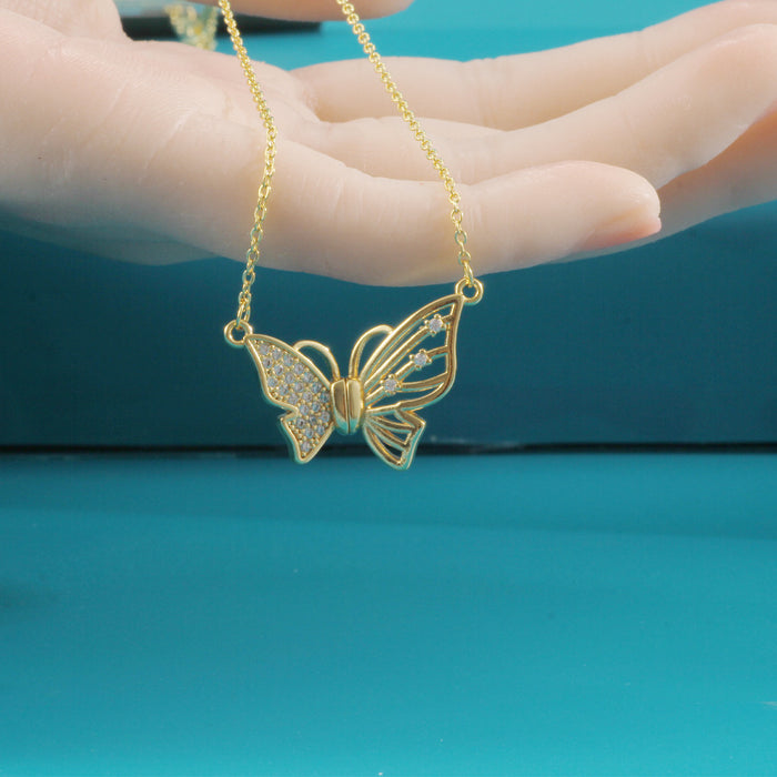 Wholesale Diamond Magnetic Butterfly Necklace Clavicle Chain Elegant Personalized Necklace Chain