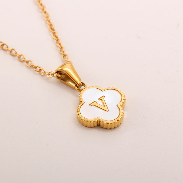 Wholesale gold-plated letter necklace women four-leaf letter pendant necklace jewelry