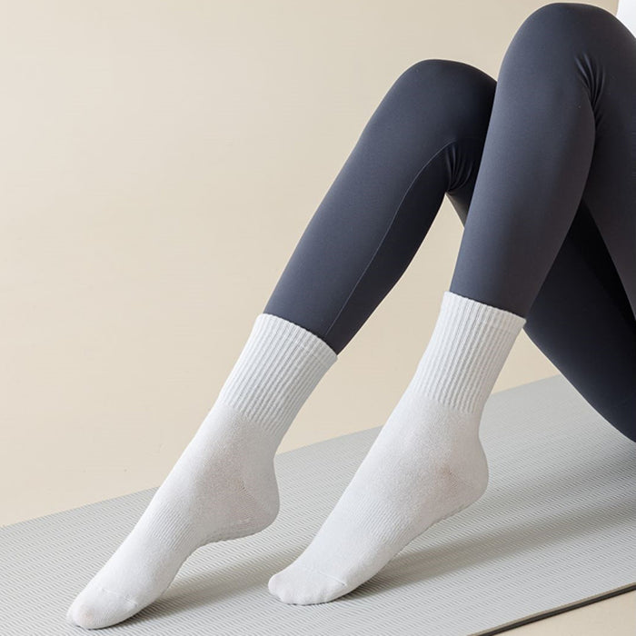 Wholesale Socks silicone anti slip indoor sports floor socks dancing socks