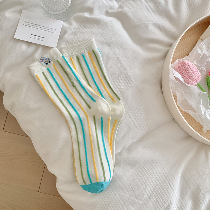 Wholesale Colorful fabric label socks, mid tube socks, polka dot striped sports and casual socks