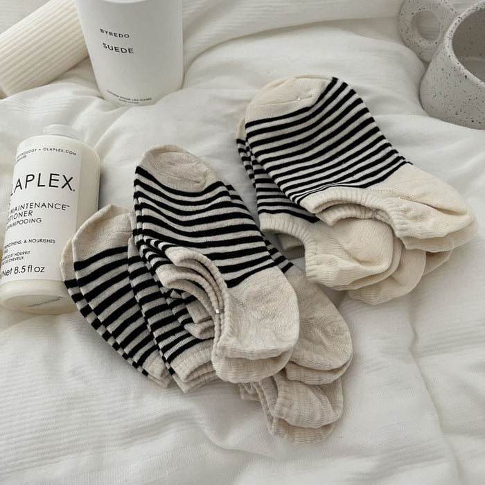 Wholesale Simple summer thin short socks with anti slip and invisible low top boat socks