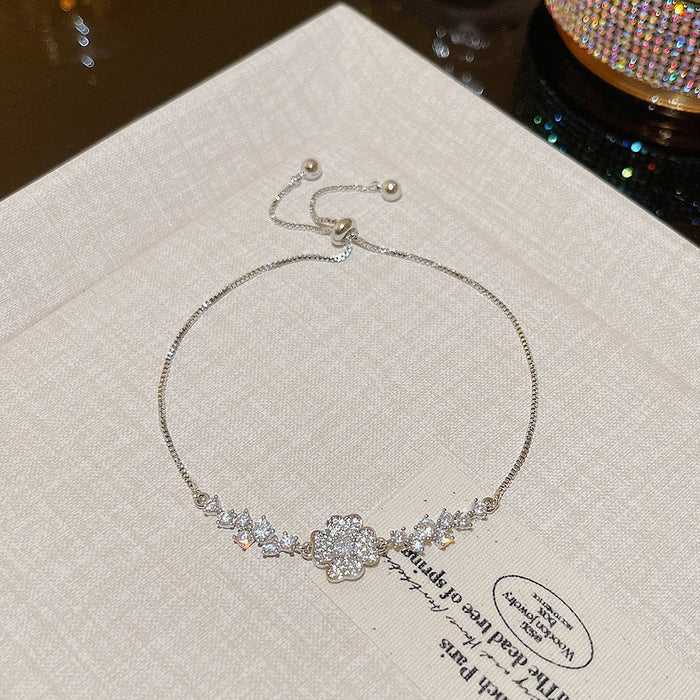 Wholesale Women's Sweet Zircon Bracelet