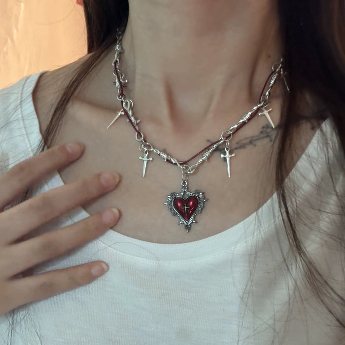 Wholesale Alloy Electroplated Heart Pendant Clavicle Necklace