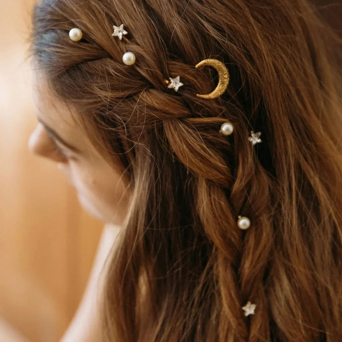 Wholesale Fashion jewelry set with diamond studded stars, alloy moon headpiece, pearl hair clip set
