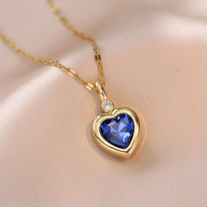 Wholesale One necklace with six diamonds can be replaced with a simple retro niche titanium steel necklace