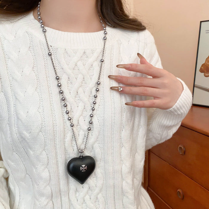 Wholesale Sweater chain with diamond cross, fashionable, luxurious, high-end, niche pendant, love necklace for women