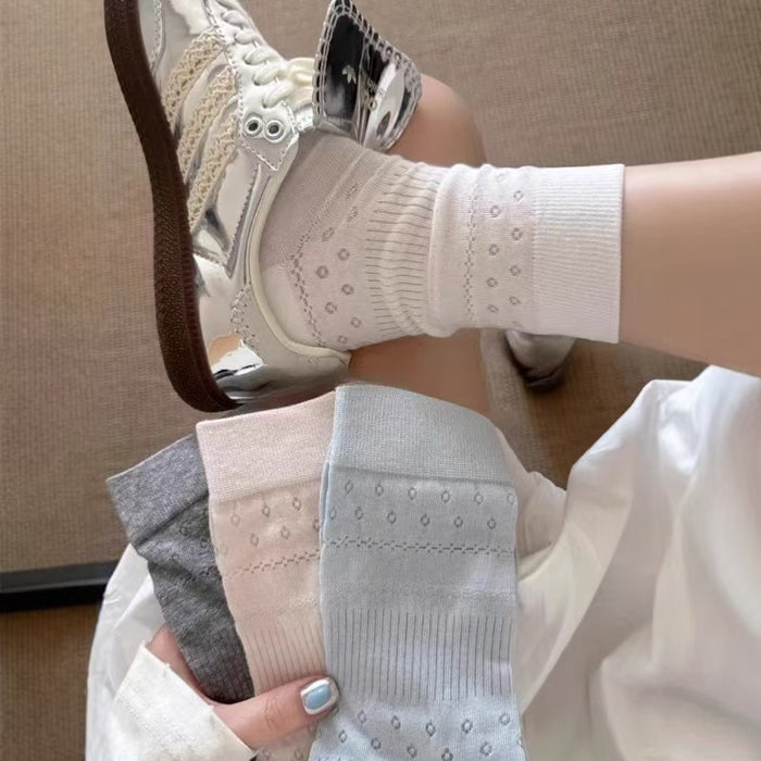 Wholesale Thin hollowed out mesh eyelets, tube socks for wearing, versatile stacking socks