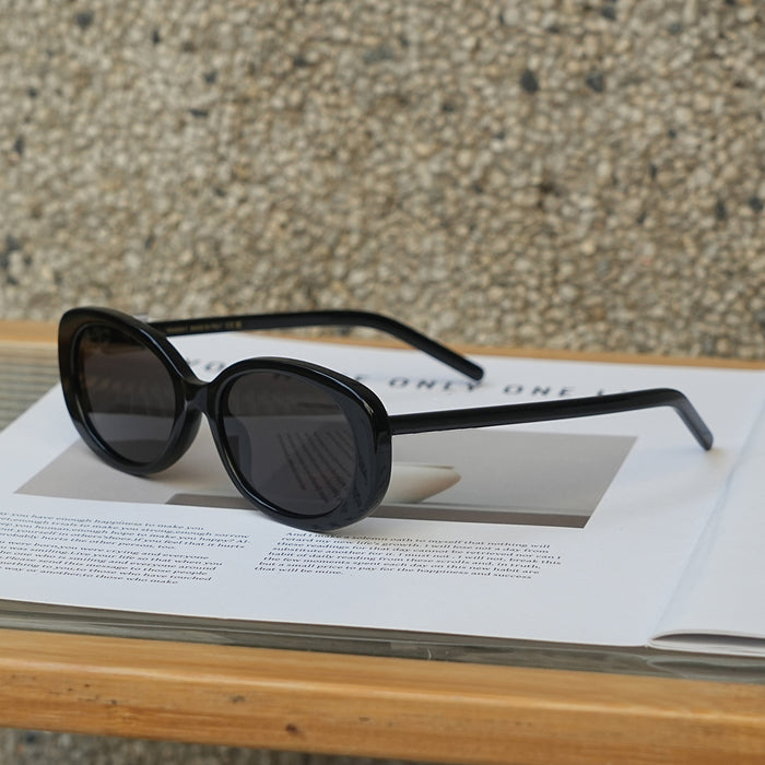 Wholesale Fashionable and trendy cat eye sunglasses, women's sunscreen, personalized and versatile, retro and high-end sunglasses