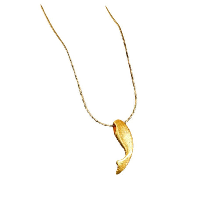 Wholesale Frosted goldfish pendant titanium steel choker necklace