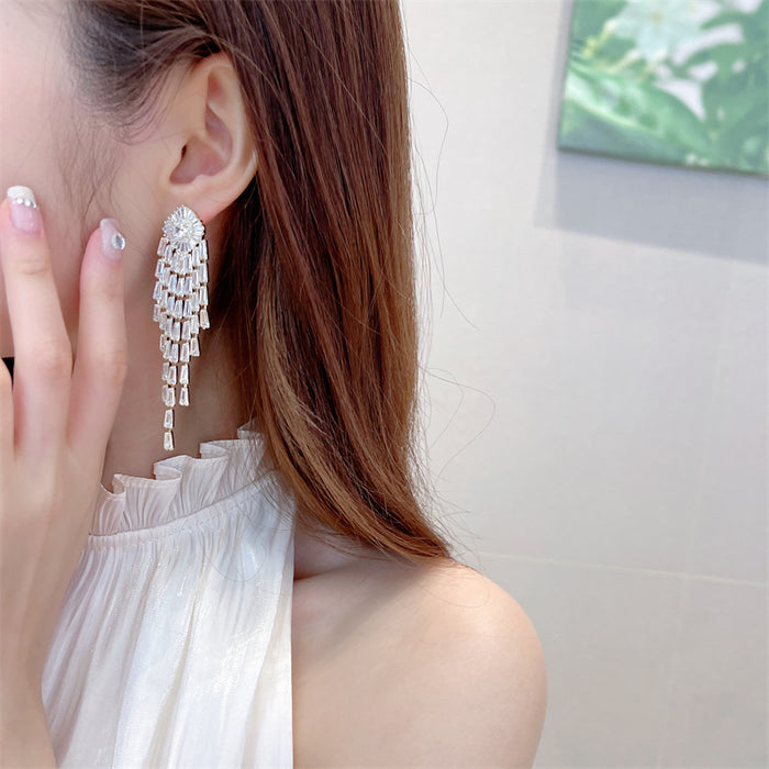 Wholesale Elegant temperament, exaggerated earrings, super sparkling zircon inlay, light luxury, high-end feeling, long tassel earrings