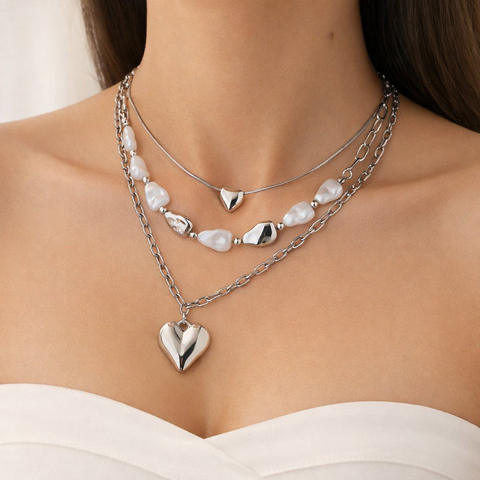 Wholesale Imitation Gold Heart Pendant Necklace Zinc Alloy Valentine' s Day Gift