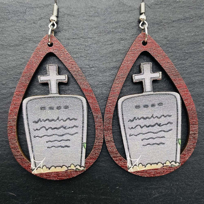 Wholesale   earrings horror ghost witch medicine jar printed wooden earrings holiday jewelry