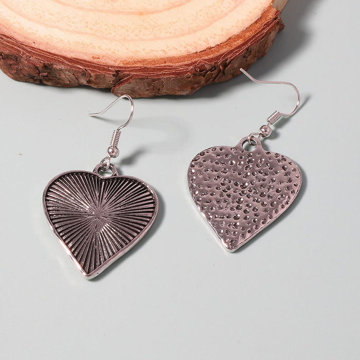 Wholesale Geometric Heart Pendant Double Layer Stacked Distinctive Chain Necklace Earrings Women