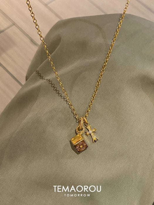 Wholesale Dice cross necklace Pendant long necklace