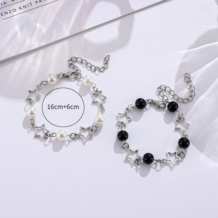 Wholesale New retro hollowed out star pearl bracelet, niche fashion, punk high-end fashion, versatile hand accessory