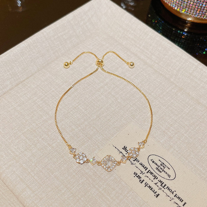 Wholesale Women's Sweet Zircon Bracelet