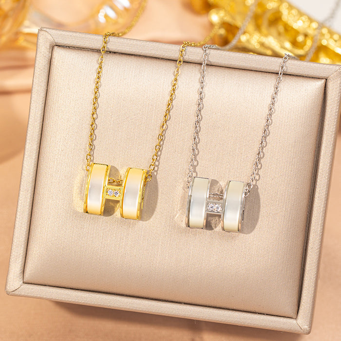 Wholesale Gold Plated Titanium Steel Floral Pendant Necklace Stylish Gift MOQ≥2