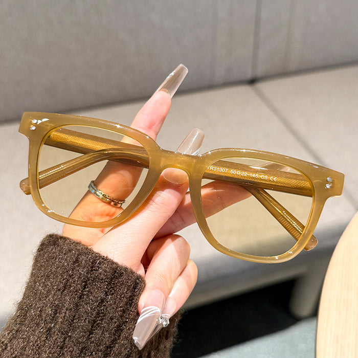 Wholesale Advanced sunglasses for driving, UV resistant and strong light sunglasses can be matched with myopia degree