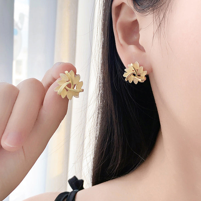 Wholesale S925 Silver Pin Cat's Eye Stone French Petal Ear Studs Female