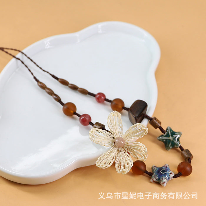 Wholesale Personalized Fashion Sweater Chain Women's Handmade Weaving Five Leaf Flower Pendant Wooden Hanging Chain Necklace Jewelry