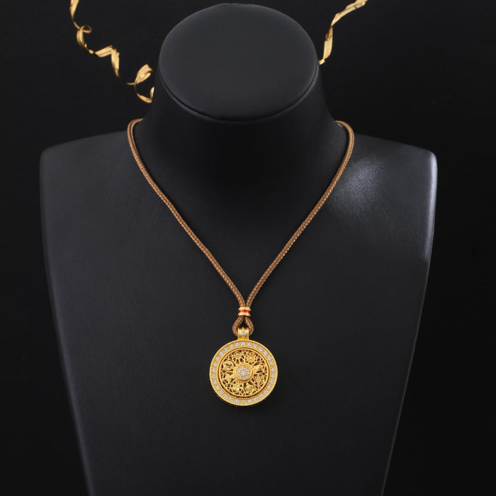 Wholesale 18k Gold  temperament   Eight Treasures Rotating Compasses Necklace