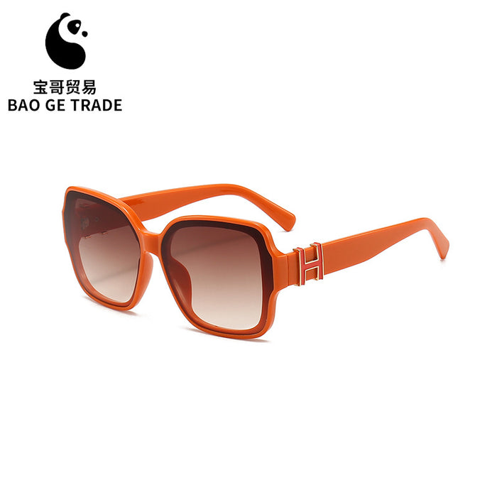 Wholesale Retro Box Sunglasses, Women's Round Face, Fashionable and Premium Sunglasses, New Versatile Sunscreen Glasses