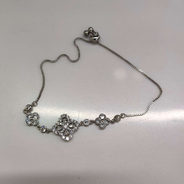 Wholesale lucky four-leaf grass bracelet temperament jewelry design jewelry women