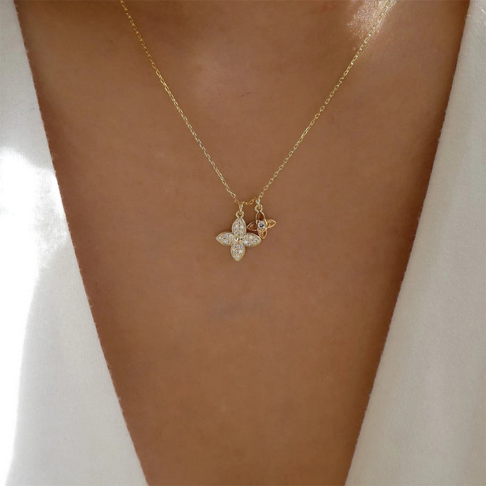 Wholesale Jewelry simple and versatile alloy diamond inlaid flower collarbone chain necklace pendant sweater chain