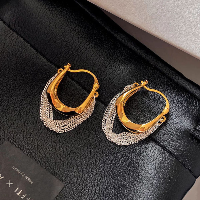 Wholesale New earrings with a luxurious and unique style, featuring earrings and buckles