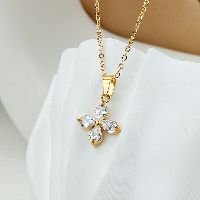 Wholesale Gold Butterfly Zircon Pendant Necklace Titanium Steel Fashion Jewelry MOQ≥2