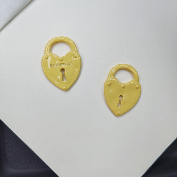 Wholesale Hollow Alloy Love Bag Accessories DIY Necklace Earrings Accessories Material