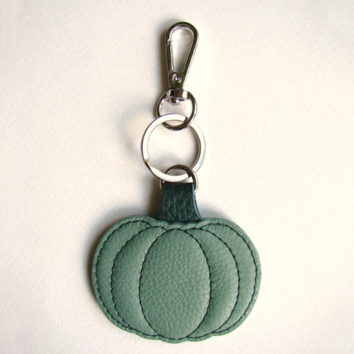Wholesale Trendy Leather Pumpkin Keychain  Decorative Pendant Blue Green Car Keychain Accessory For Resale