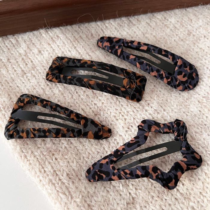 Wholesale Retro leopard print bangs clip, simple and stylish style, edge clip, broken hair clip, hair clip