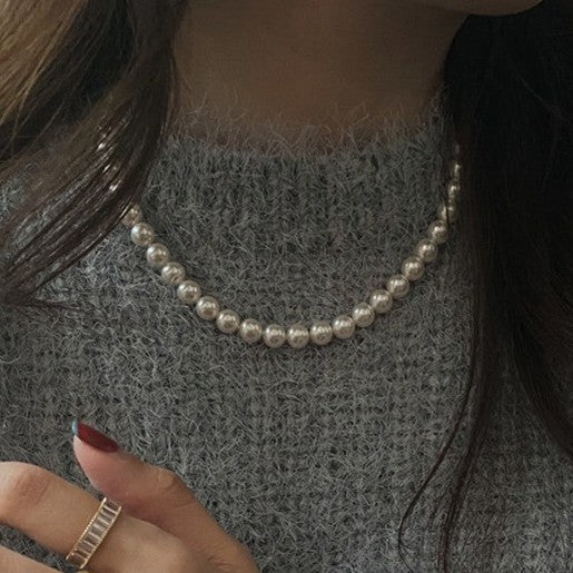 Wholesale Pearl necklace, women's light luxury, autumn and winter high-end feeling, collarbone chain, sweater accessories, necklace