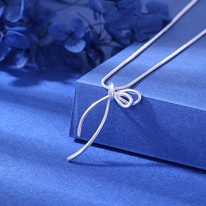 Wholesale Bow necklace for women, light luxury, niche design sense