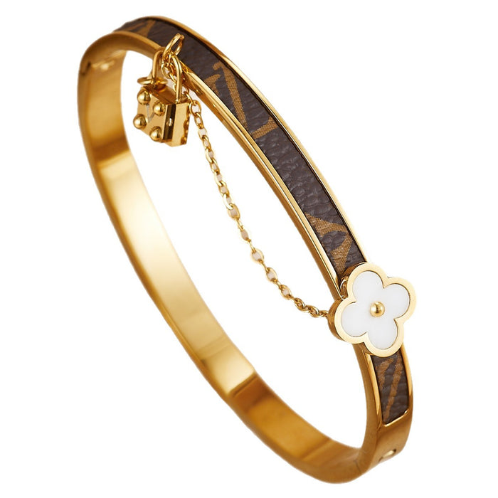 Wholesale Four-leaf clover series stainless steel bracelet jewelry