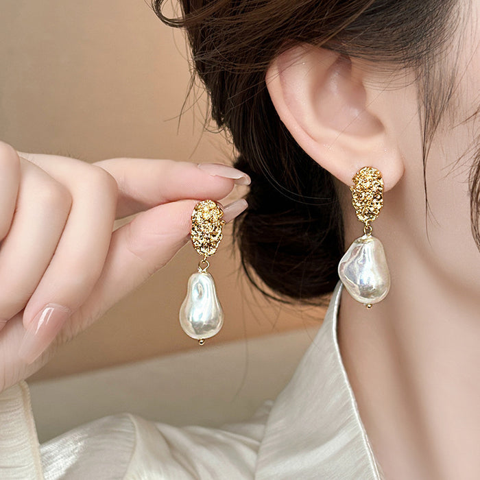Wholesale Geometric Irregular Pearl Earrings Retro Personalized Earrings Fashionable Light Luxury Earrings