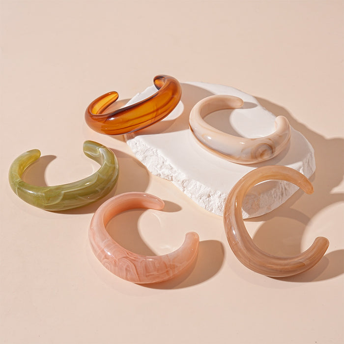 Wholesale Acrylic Geometric Open Bracelet Elegant High-end Jewelry for Women