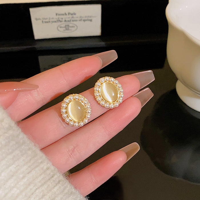 Wholesale Pearl and Cat' s Eye Stud Earrings