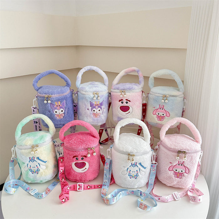 Wholesale Cute cylindrical plush shoulder bags that can be carried by hand