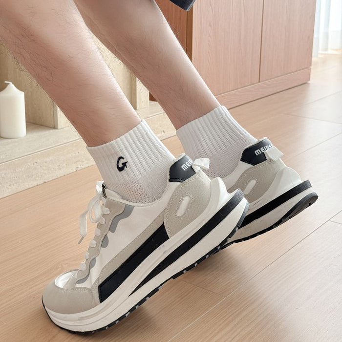 Wholesale Socks made of cotton, versatile, sport embroidered, sport boat socks, five point socks