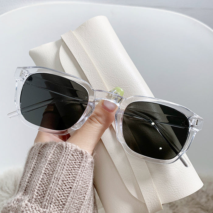 Wholesale Small frame sunglasses for UV protection, outdoor sun protection, fashion trends, personalized sunglasses